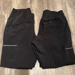 Infinity jogger scrubs